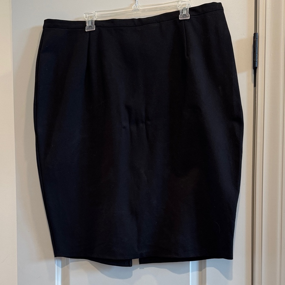 City Chic Classic Black Pencil Skirt